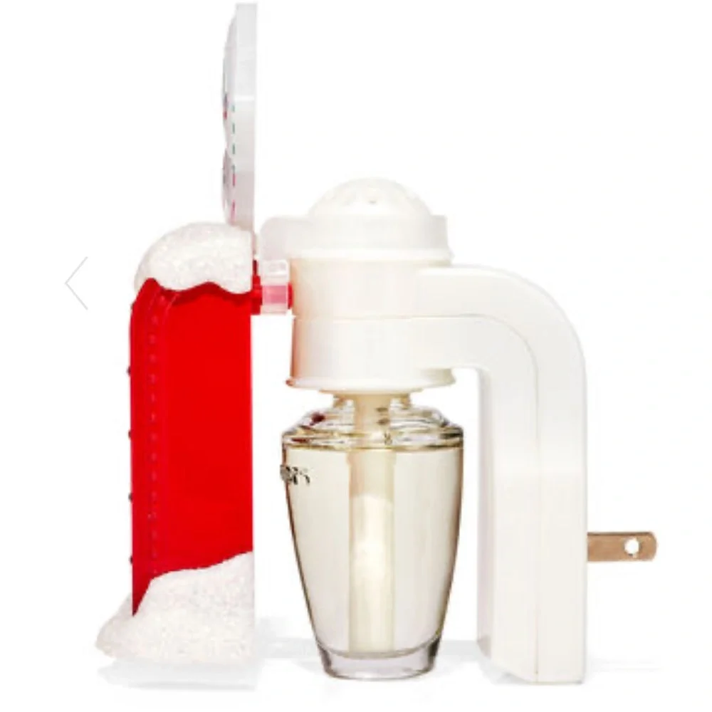 BATH AND BODY WORKS LETTERS TO SANTA NIGHTLIGHT WALLFLOWER PLUG